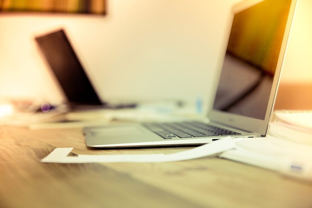 deducibilità spese conto corrente professionisti