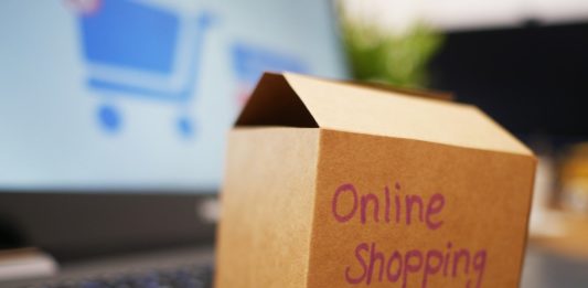 Acquistare online vino, olio e acqua