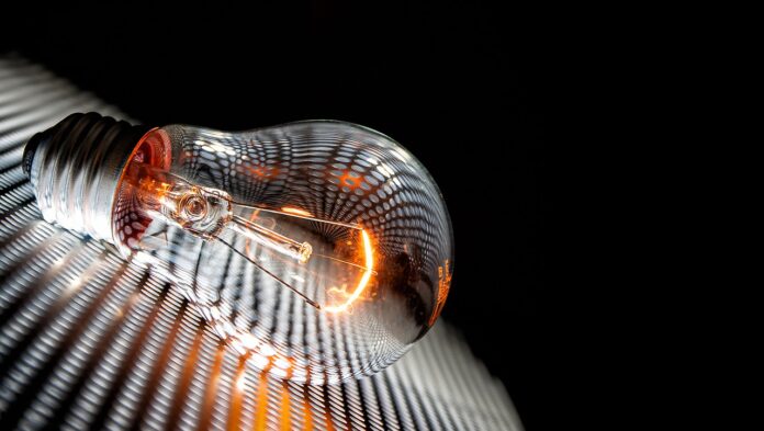 bollette luce e gas aumenti