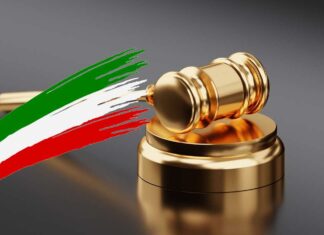 martelletto asta con colori Italia