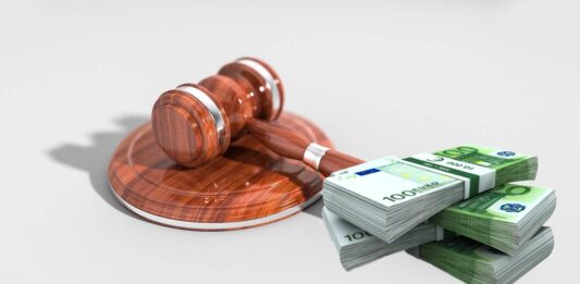 martelletto asta con soldi