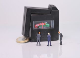 tassa extraprofitti bancari novità