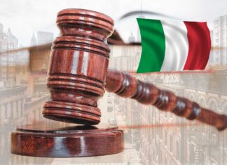 martello asta e bandiera Italia