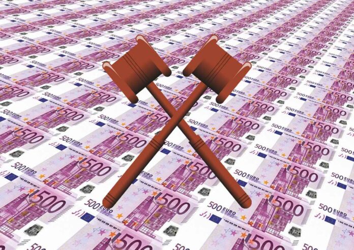 asta BOT 9 maggio 2024 soldi con martello di asta