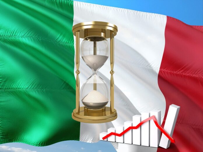 btp ultimi mesi 2024 bandiera Italia con clessidra