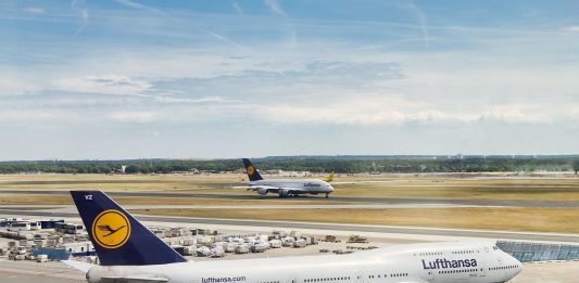 aereo della compagnia Lufthansa