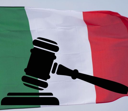 tricolore con martelletto asta