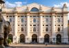 facciata della borsa di Milano