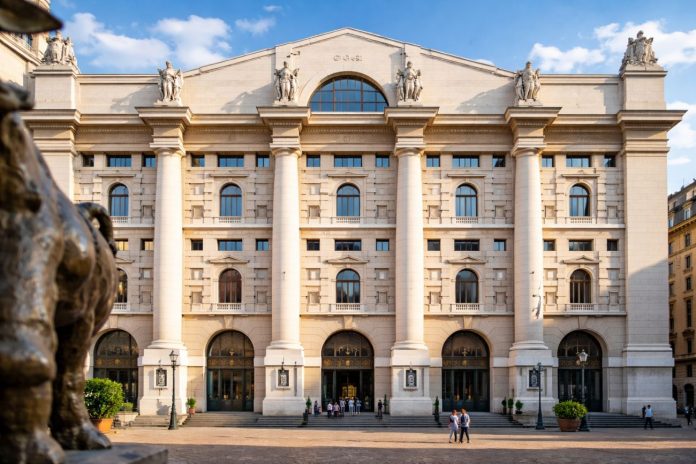 borsa di Milano (1) facciata della borsa di Milano