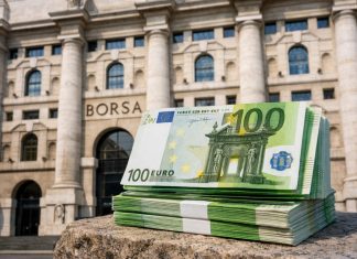 facciata borsa di Milano con soldi