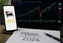 Azioni Eni: verso un maggio di realizzi. Come regolarsi adesso? Eni su uno smartphone