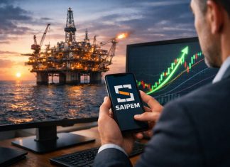 piattaforma e trader con cellulare