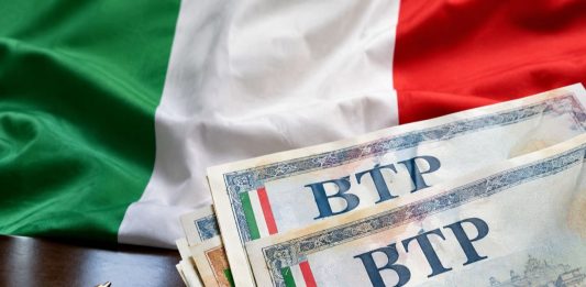 bandiera Italia e BTP