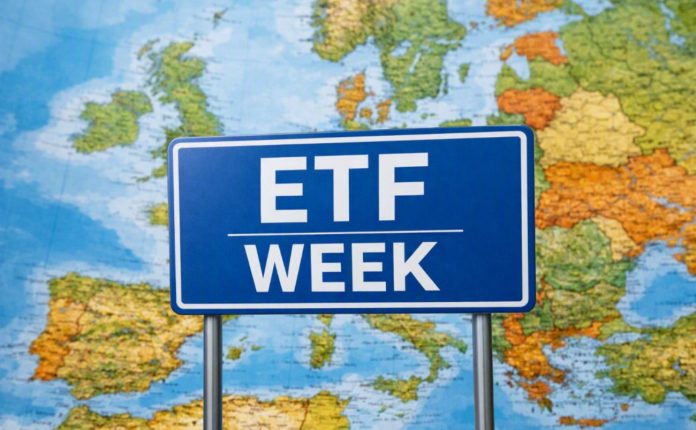 etf week cartina Europa e cartello con scritto WEEK