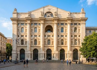 facciata borsa di Milano