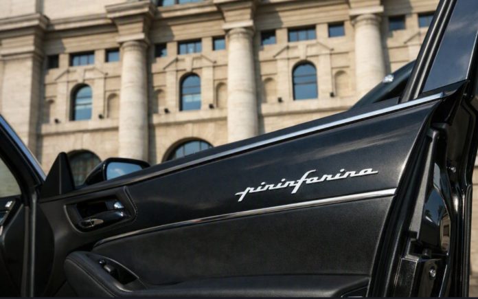 pininfarina auto facciata borsa di Milano e auto di lusso